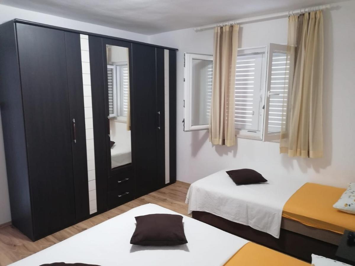 Apartment Slavica Traù Esterno foto